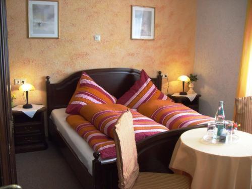 Hotel Adler Aichelberg  Extérieur photo