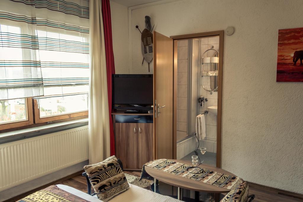 Hotel Adler Aichelberg  Chambre photo