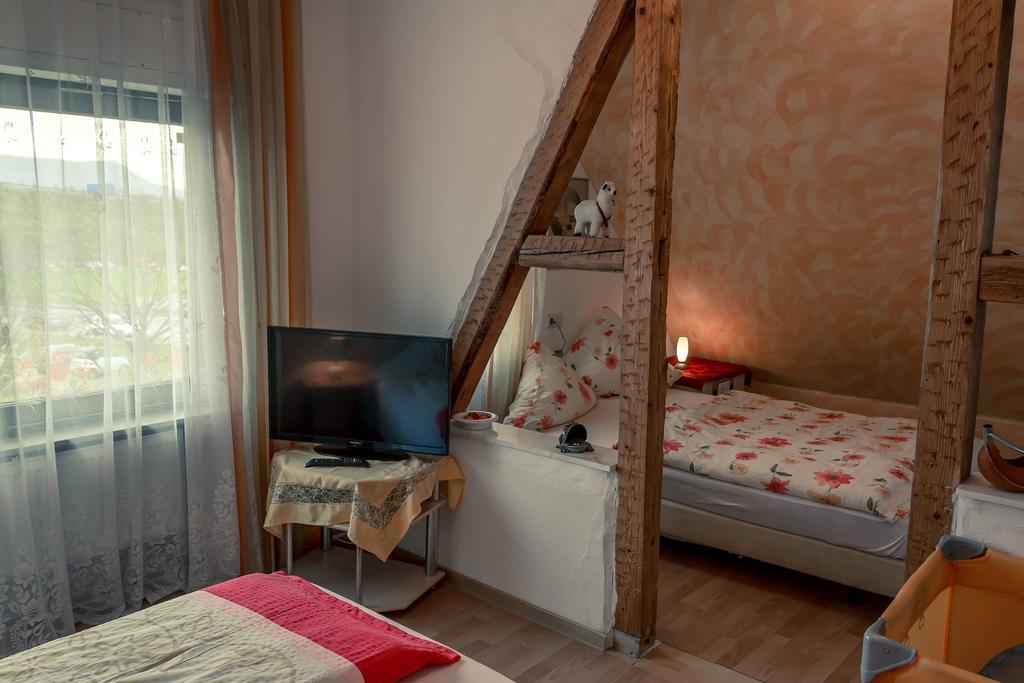 Hotel Adler Aichelberg  Chambre photo